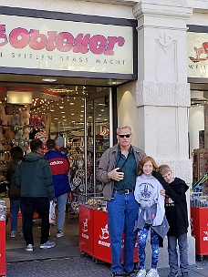 20180925_133358 Largest Toy Store